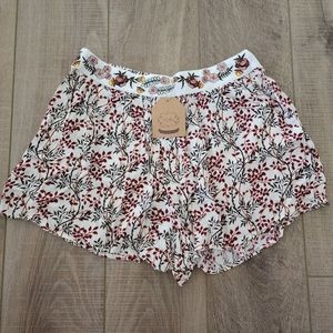 NWT | KORI | Floral Shorts with Pockets | Medium